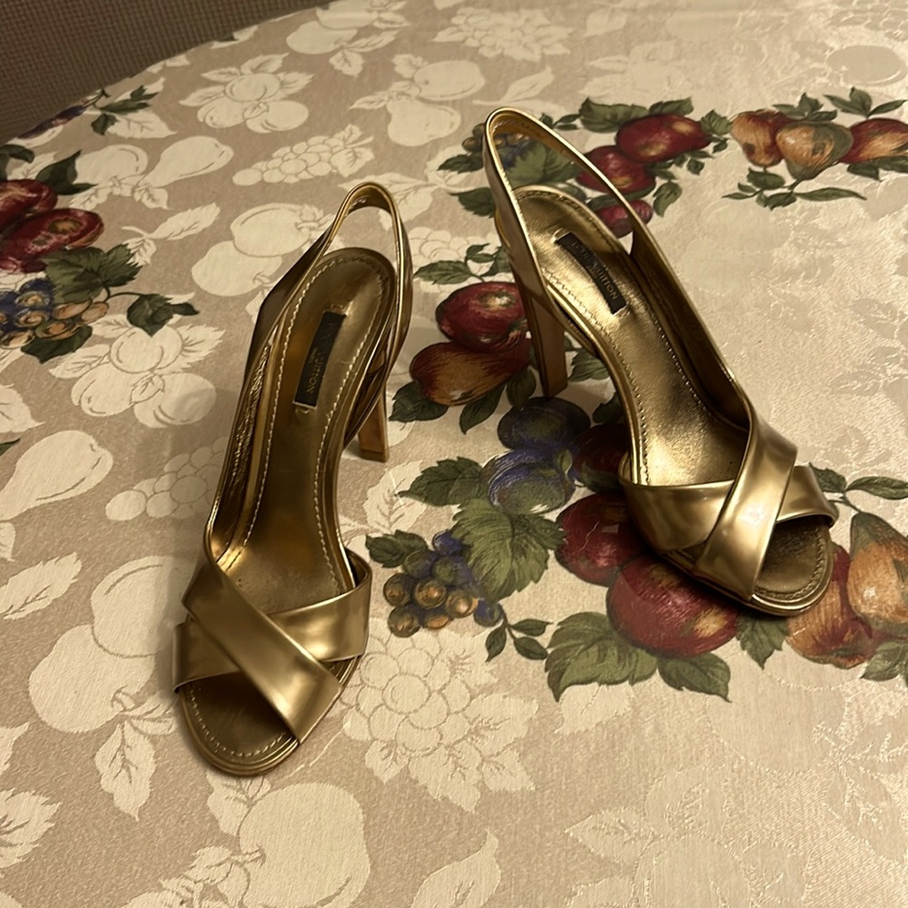 Authentic Louis Vuitton gold sandals 4in high Eu 38 Us 7-7.5 retail $1,200
